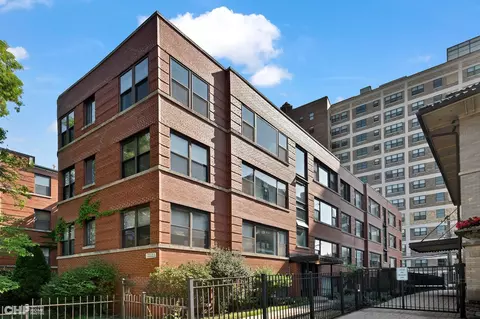 7425 N Sheridan Rd #1E, Chicago, IL 60626