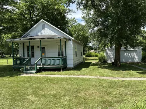 414 W 7th St, Braidwood, IL 60408 photo 2