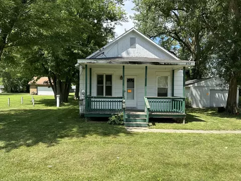 414 W 7th St, Braidwood, IL 60408