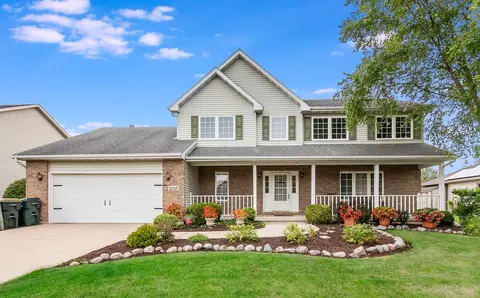 26765 S Overland Dr, Channahon, IL 60410