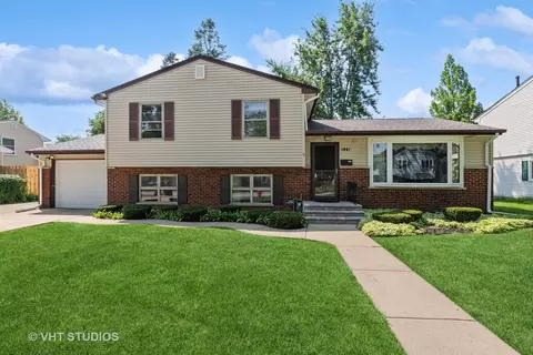 1441 E Reynolds Dr, Palatine, IL 60074