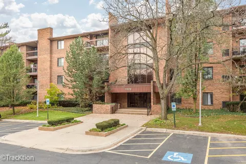 7525 Nantucket Dr #207, Darien, IL 60561