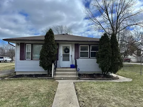 3021 Gilead Ave, Zion, IL 60099