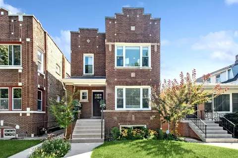 3643 W Oakdale Ave, Chicago, IL 60618