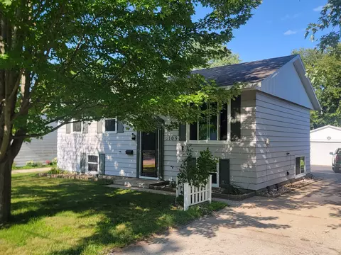 1109 Avenue B, Rock Falls, IL 61071