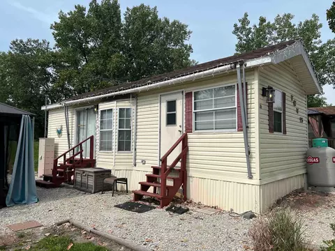 25 Dinosaur Rd, Wilmington, IL 60481