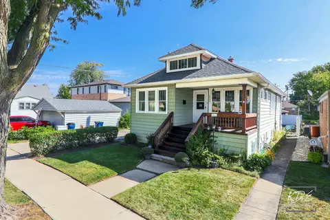 2933 Edgington St, Franklin Park, IL 60131