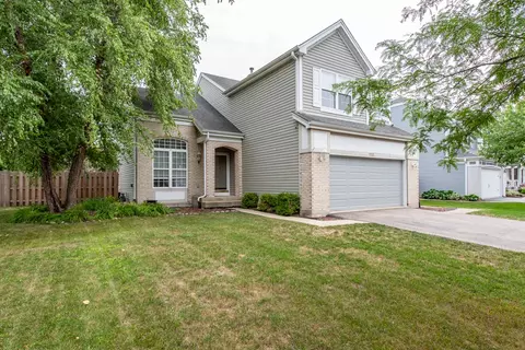 7723 Geneva Dr, Gurnee, IL 60031
