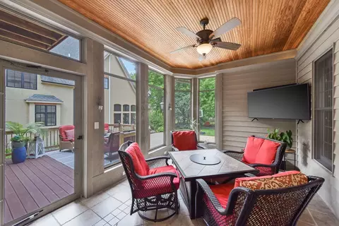859 E Hillside Rd, Naperville, IL 60540 photo 18