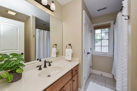 859 E Hillside Rd, Naperville, IL 60540 photo 28