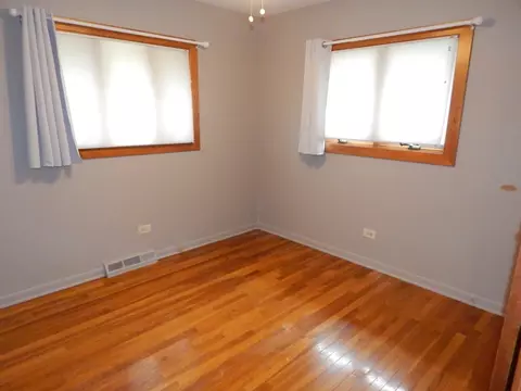 1608 Martha Dr, Elgin, IL 60123 photo 16