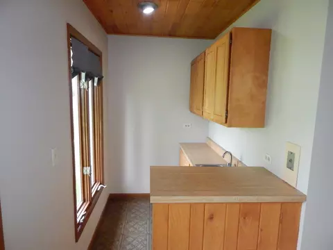 1608 Martha Dr, Elgin, IL 60123 photo 11