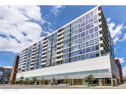 630 N Franklin St #917, Chicago, IL 60654