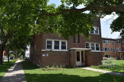 8057 Keating Ave #1N, Skokie, IL 60076