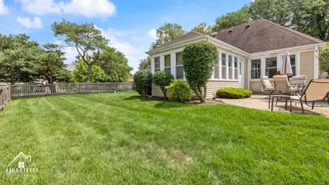 405 Regency Ct, Aurora, IL 60504 photo 27