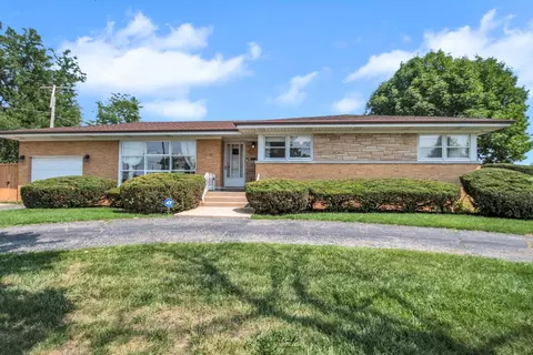 8144 W Memory Ln, Chicago, IL 60656