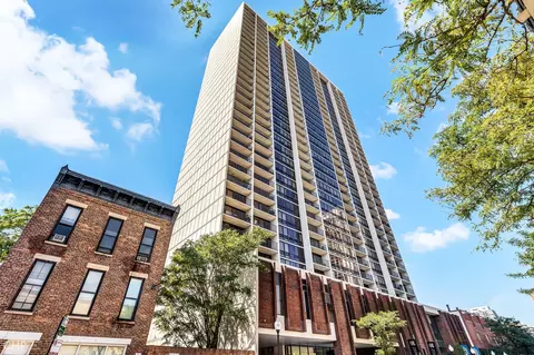 1636 N Wells St #3004, Chicago, IL 60614
