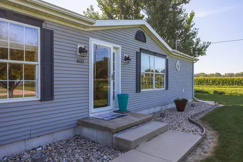 402 N 4th Ave, Chenoa, IL 61726 photo 6