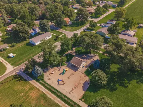402 N 4th Ave, Chenoa, IL 61726 photo 47
