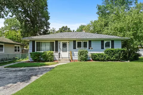 1218 Park Ave, Winthrop Harbor, IL 60096