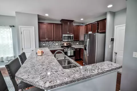 12936 White Pine Way, Plainfield, IL 60585 photo 7