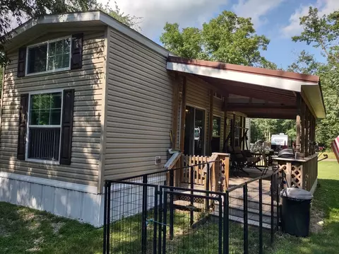 9150 Woodhaven Lks, Sublette, IL 61367