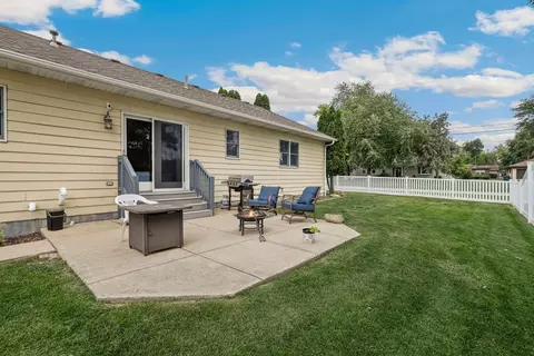 333 E 4th St, Lockport, IL 60441 photo 25