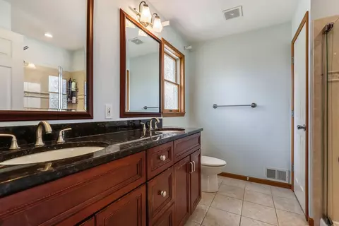 333 E 4th St, Lockport, IL 60441 photo 16
