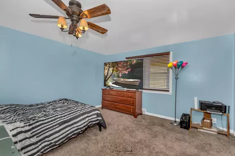 124 S Commonwealth Ave, Elgin, IL 60123 photo 14