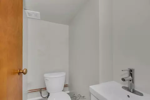 124 S Commonwealth Ave, Elgin, IL 60123 photo 18