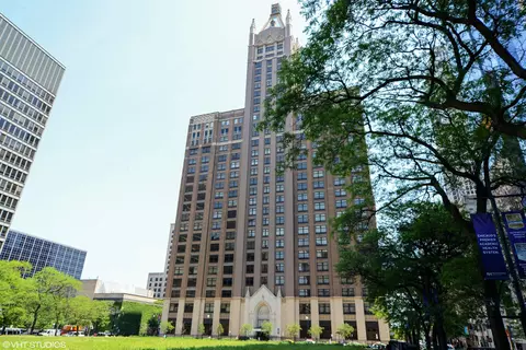 680 N Lake Shore Dr #P-653, Chicago, IL 60611