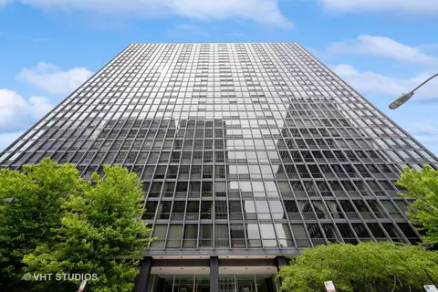 900 N Lake Shore Dr #1107, Chicago, IL 60611