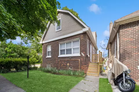 9356 S Saginaw Ave, Chicago, IL 60617
