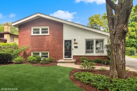 1408 E Miner St, Arlington Heights, IL 60004