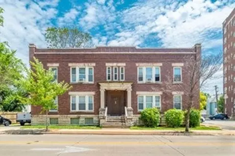 306 N Center St, Joliet, IL 60435