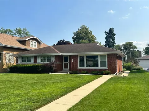 5235 Brown St, Skokie, IL 60077