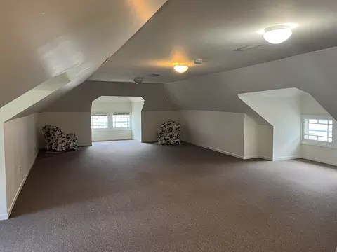 460 Addison St, Elgin, IL 60120 photo 19