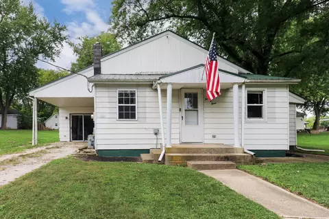 503 E North St, Heyworth, IL 61745