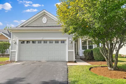 13081 Eakin Creek Ct, Huntley, IL 60142