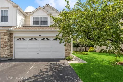 103 Oakton Dr, Lombard, IL 60148