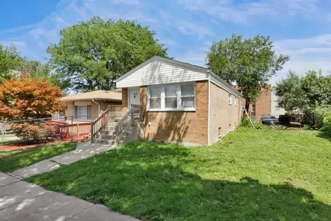 3222 W Huron St, Chicago, IL 60624