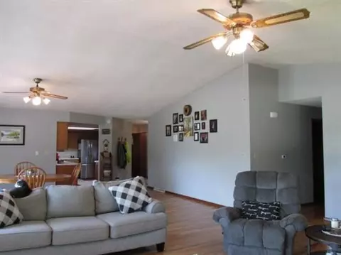 15902 Rachel Ln, Davis Junction, IL 61020 photo 17