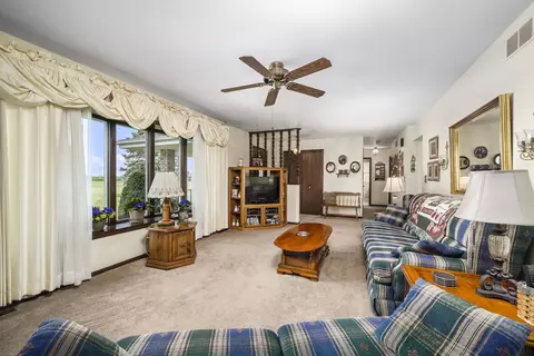 1745 Nelson Rd, Morris, IL 60450 photo 6