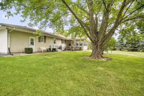 1745 Nelson Rd, Morris, IL 60450 photo 25