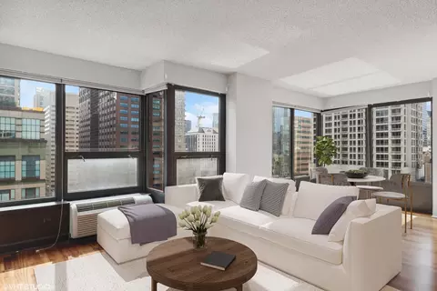 30 E Huron St #1602, Chicago, IL 60611 photo 2