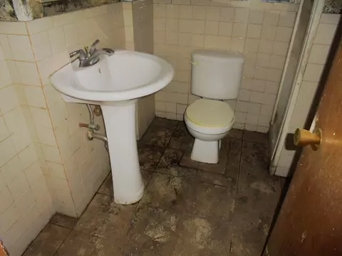 10024 S Eberhart Ave, Chicago, IL 60628 photo 18
