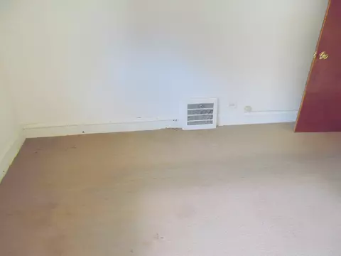 10024 S Eberhart Ave, Chicago, IL 60628 photo 19
