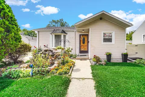 214 Rose St, Bensenville, IL 60106