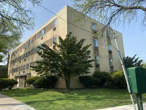 6500 N Ridge Blvd #4C, Chicago, IL 60626