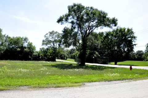 300 Godfrey Ave, Lockport, IL 60441